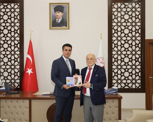 Hemşehrimiz Prof. Dr. Murat Aykaç Erginöz, Kaymakamımıza Nezaket Ziyaretinde Bulundu