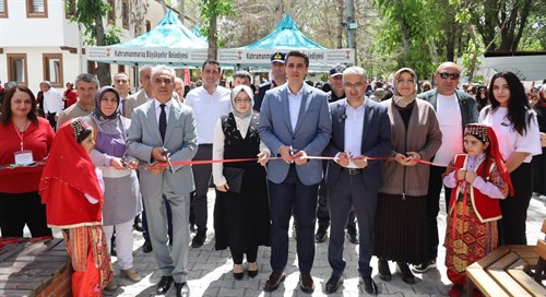 Elbistan Halk Eğitim Merkezi Müdürlüğü Yıl Sonu Sergisi