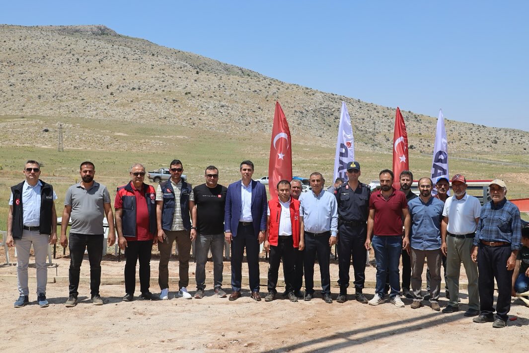 Ahır Temelleri Atılmaya Devam Ediyor.
